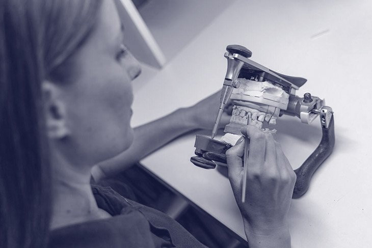 Tehnician dentar Design CAD-CAM - Laborator digital ASPEN