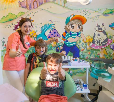 Dr. Denisa Sgîea: Practic stomatologia pediatrică relaxat și în mod natural!