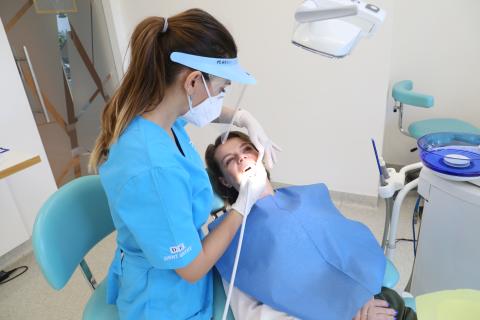 Care sunt semnele respingerii unui implant. Cum să le recunoști