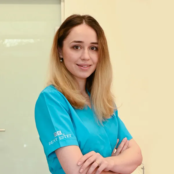 Dr. Andreea STAN