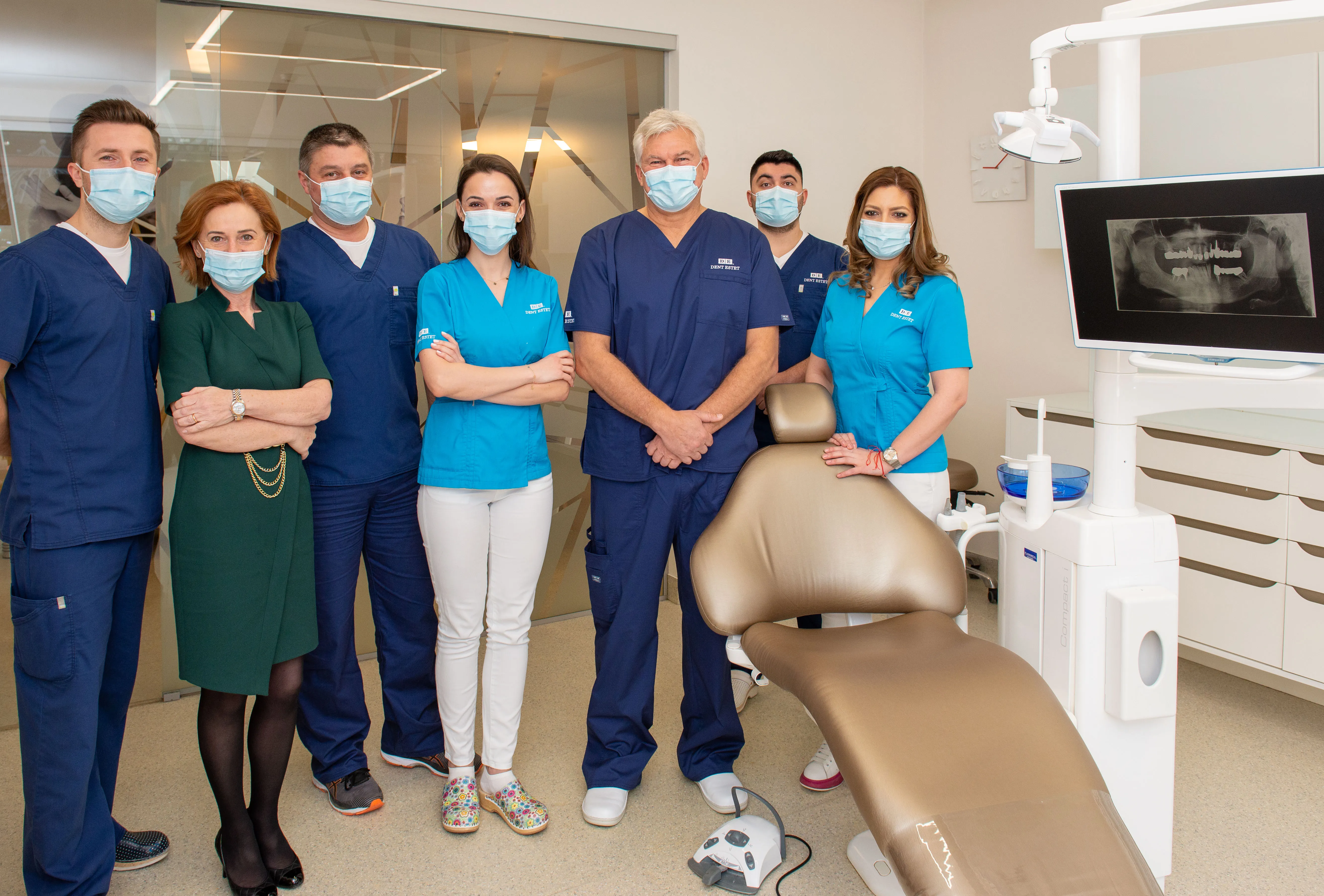DENT ESTET is the detached leader in dentistry, with a turnover of EUR 13.7 million in 2020