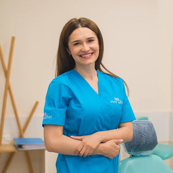 Dr. Alexandra CRAINEA