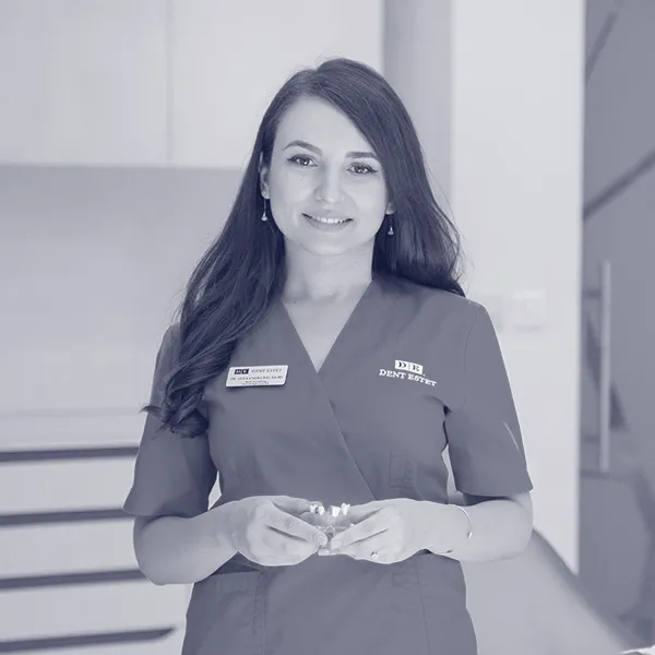 Dr. Alexandra TOMOIALĂ