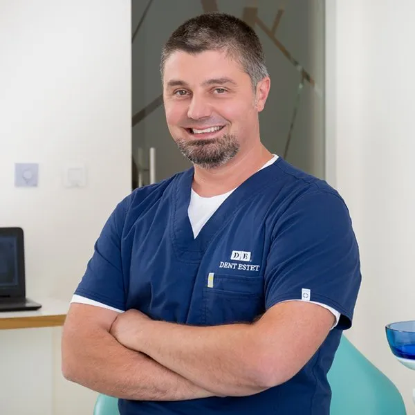 Stomatolog sau navigator? Ambele!