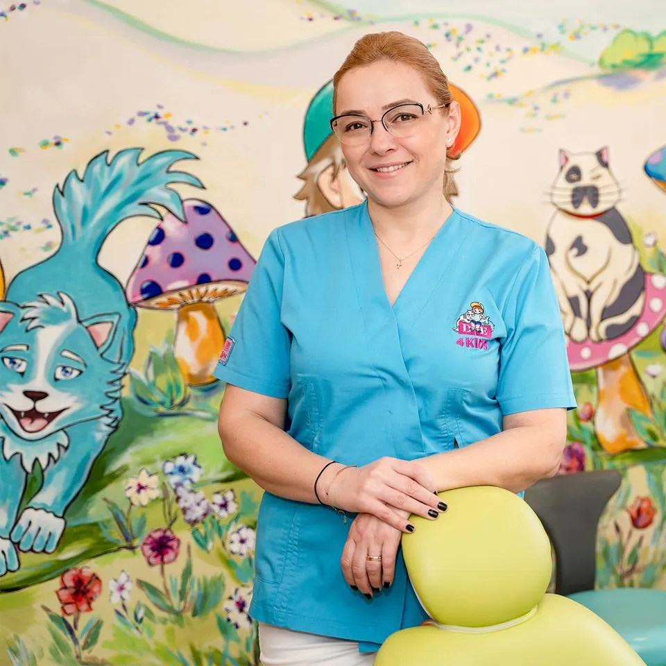 Dr. Dana Ivan: Practicând meseria asta nu ai cum să nu te reîntorci la perioada copilăriei