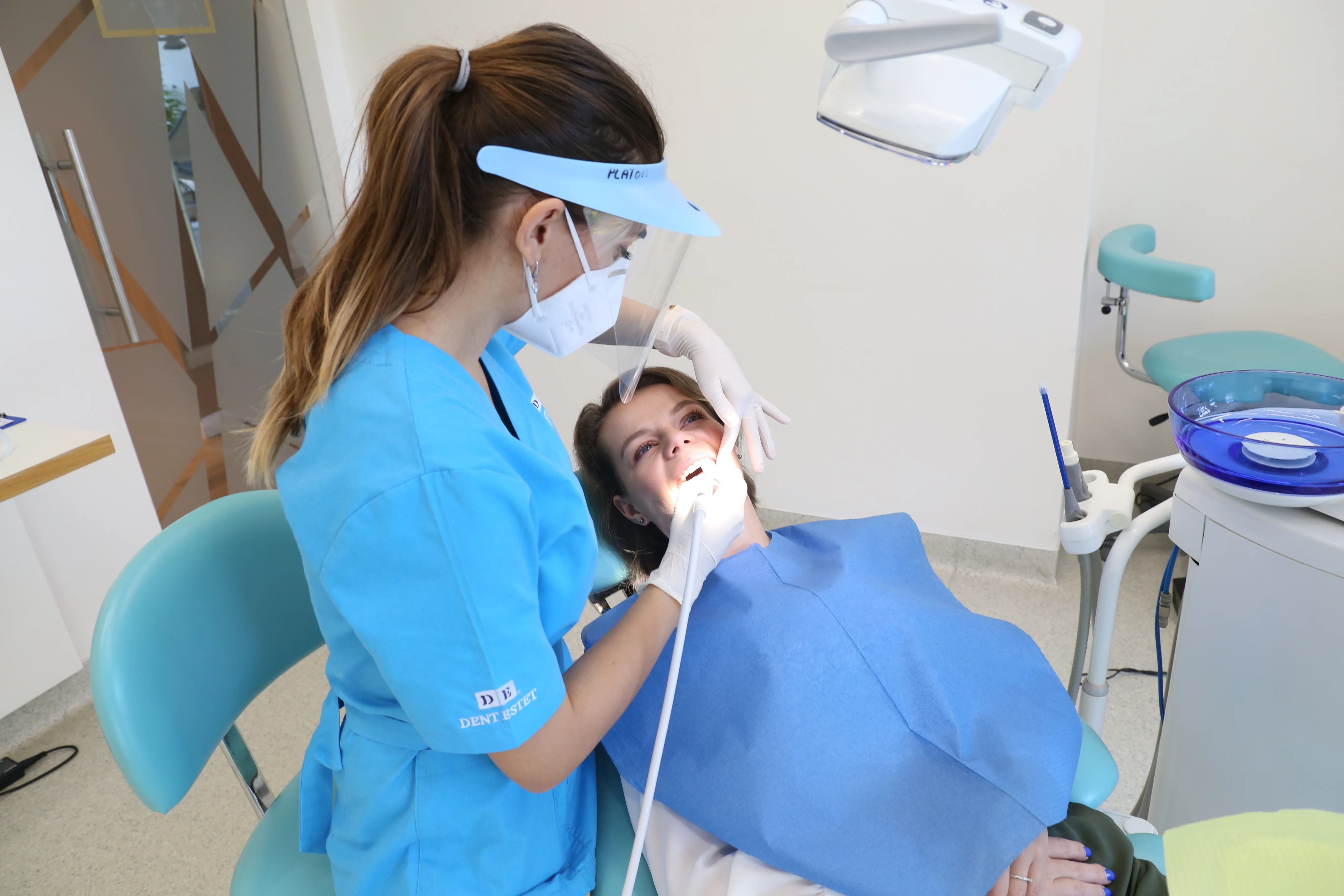 Care sunt semnele respingerii unui implant. Cum să le recunoști